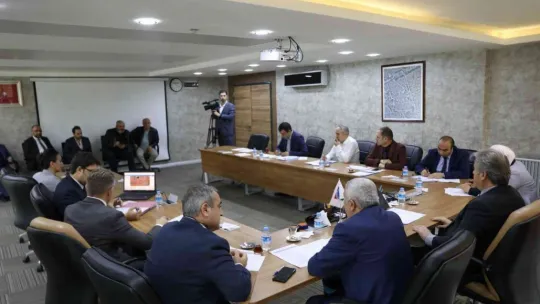 Belediyenin 2 adet işyeri 10 yıllığına kiralandı