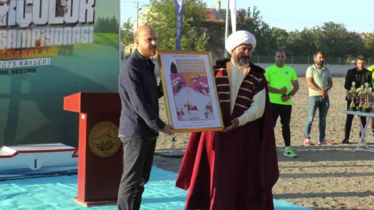 Bilal Erdoğan: 'Uluslararası müsabakalarda daha iyi dereceler gelmeye başladı'