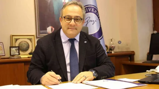 Bilim Kurulu Üyesi Prof. Dr. İlhan: 'Salgın devam ediyor ama etkisi iyice azaldı'