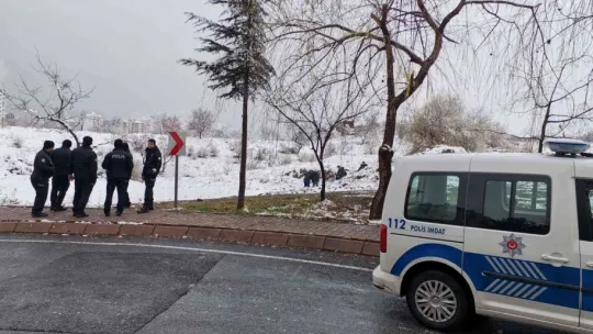Boş arazide erkek cesedi bulundu