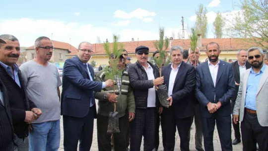 Bünyan'da fidan dağıtımı yapıldı