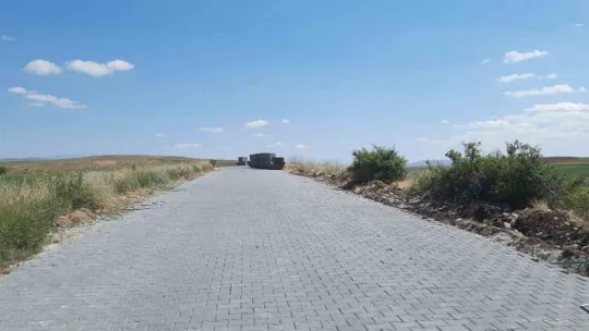 Bünyan'da Kilit Parke Yol Yapım Çalışmaları Devam Ediyor