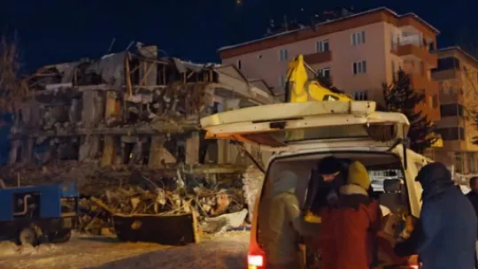 Bünyan'dan deprem bölgesine yardım akını