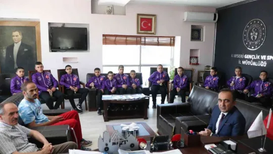 Bünyanlı Basketbolculardan Ali İhsan Kabakcı'ya ziyaret