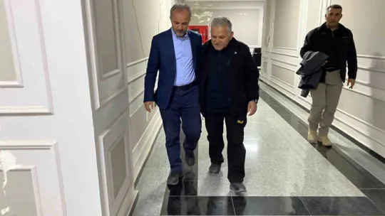Büyükkılıç, Adıyaman'da Bakan Karaismailoğlu ile görüştü
