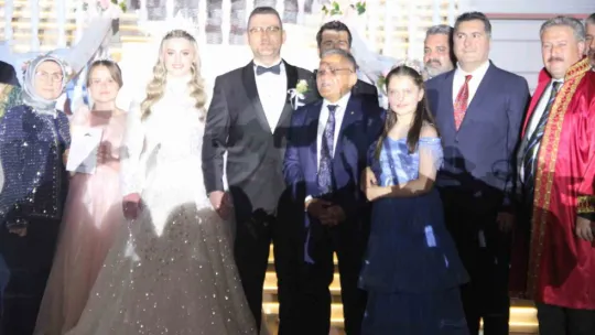 Büyükkılıç ailesinin mutlu günü