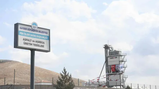 Büyükkılıç, asfalt plenti tanıtım programına katıldı