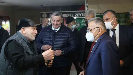 Büyükkılıç, Bahçe Botanik ve Yöresel Ürünler Günleri'ni ziyaret etti