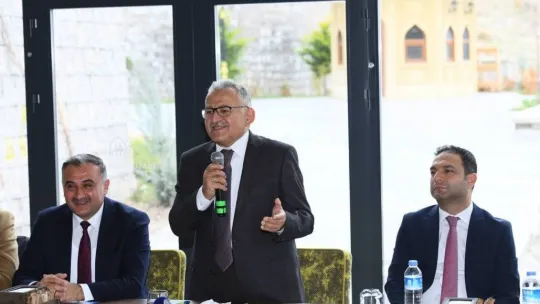 Büyükkılıç, Develi'de muhtarlarla buluştu