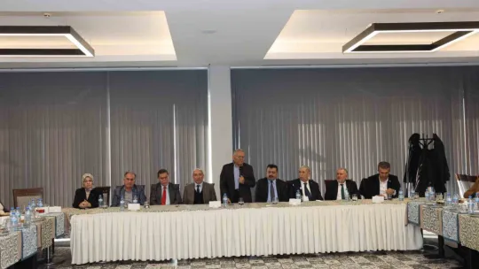 Büyükkılıç, KESOB'a bağlı oda başkanlarıyla buluştu