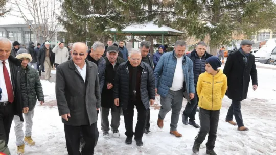 Büyükkılıç, Kıranardı'nda esnaf ve vatandaşlarla buluştu