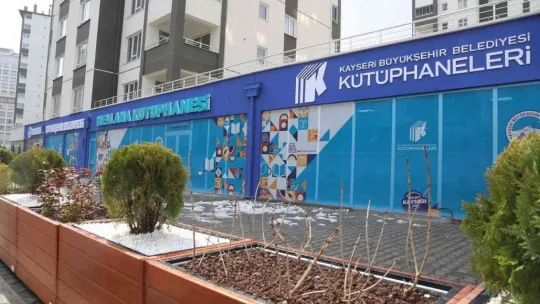 Büyükkılıç'tan 'Kütüphaneler Haftası'nda' kütüphane hediyesi