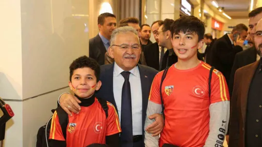 Büyükkılıç'tan AVM esnaflarına ziyaret