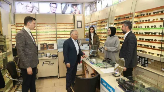Büyükkılıç'tan AVM esnaflarına ziyaret