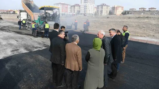 Büyükkılıç'tan TOKİ Demokrasi Mahallesi'nin kalbine 6 milyon TL'lik yatırım