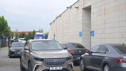 Büyükkılıç Togg'la Şehir Turu Attı