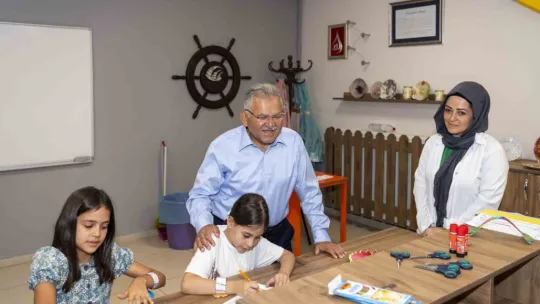 Büyükkılıç, TOKİ Genç KAYMEK Tesisleri'nde kursiyerlerle buluştu