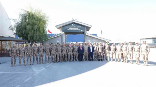 Büyükkılıç ve Çiçek PÖH timlerini Suriye'ye dualarla uğurladı