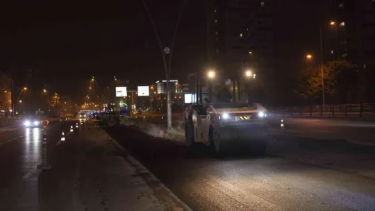 Büyükşehir, ana arterdeki yol genişletme ve şerit düzenleme çalışmalarını tamamladı