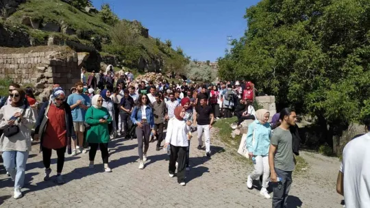 Büyükşehir Belediyesi 'Gençlik Meclisi' Koramaz Vadisi'nde