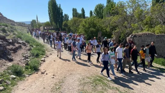 Büyükşehir Belediyesi 'Gençlik Meclisi' Koramaz Vadisi'nde