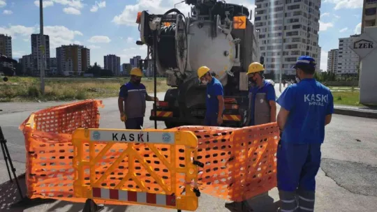 Büyükşehir belediyesi bayramda da tam kadro sahada
