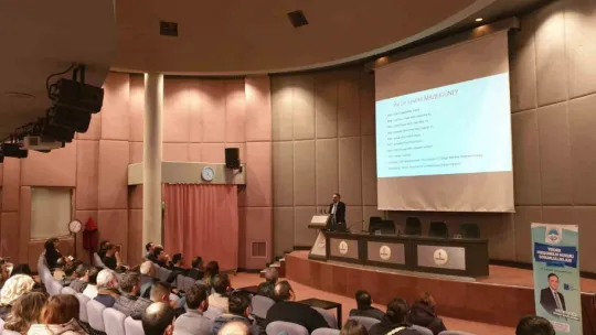 Büyükşehir Belediyesi'nden teknik personelin hukuki sorumlulukları semineri