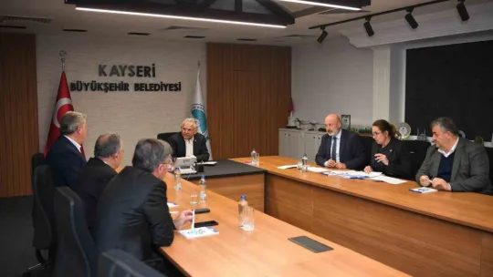 Büyükşehir'de depremlerle ilgili değerlendirme toplantısı