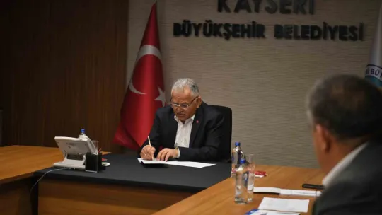 Büyükşehir'de depremlerle ilgili değerlendirme toplantısı