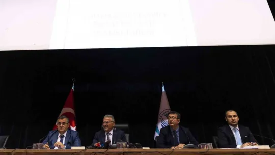 Büyükşehir'den 13 ilçeye 6,5 milyon TL'lik ek destek