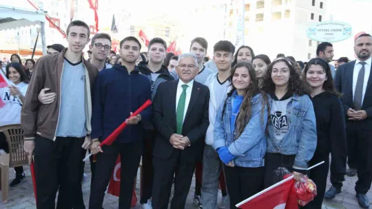 Büyükşehir'den Altınoluk'a muhteşem Sosyal Yaşam Merkezi