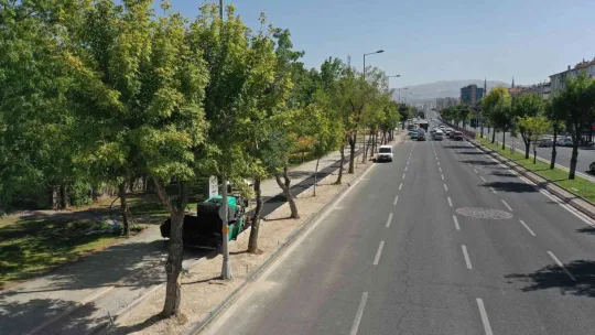 Büyükşehir'den bisiklet ve yaya yolu çalışması
