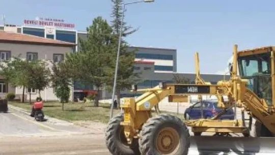 Büyükşehir'den Develi Devlet Hastanesi çevresine 3.7 milyon TL'lik asfalt çalışması
