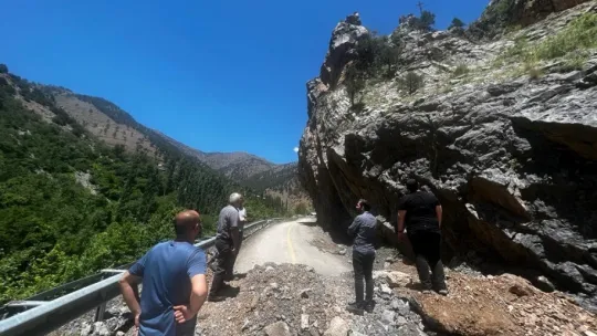 Kapuzbaşı Şelaleleri yolu yenileniyor