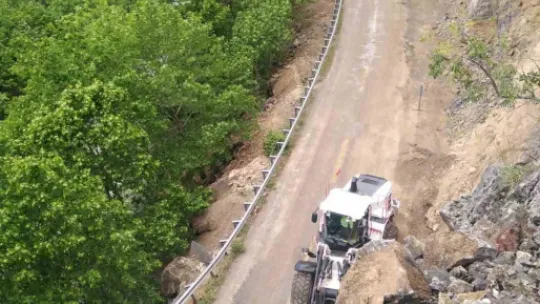 Kapuzbaşı Şelaleleri yolu yenileniyor