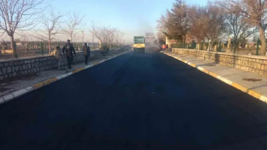 Tomarza'da 15 milyon TL'lik 'sıcak asfalt' çalışması