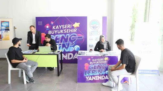 'Rehberlik ve danışmanlık' hizmetine öğrencilerden tam not