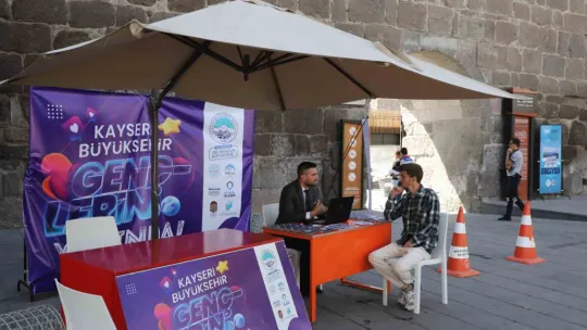 'Rehberlik ve danışmanlık' hizmetine öğrencilerden tam not