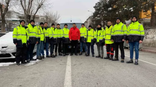 Büyükşehir'in afetzedelere şefkat ve merhamet eli sürüyor