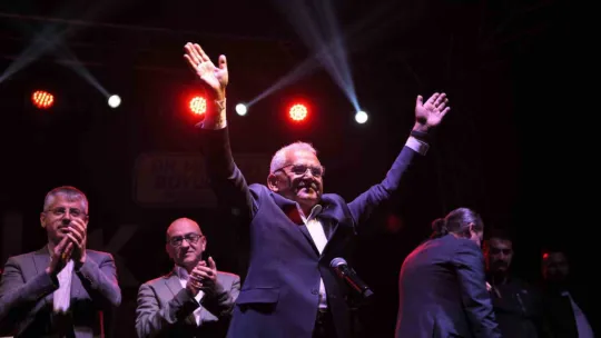 Büyükşehir'in Ahmet Şafak Gençlik Konserine yoğun ilgi