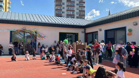 Çocuk Kütüphanesi'nde '23 Nisan' coşkusu
