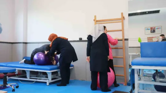 Büyükşehir'in Engelsiz Yaşam Merkezi'nde yüzler gülüyor
