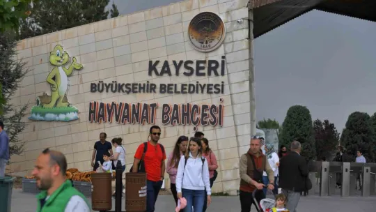 Büyükşehir'in hayvanat bahçesi bayramda iki gün ücretsiz
