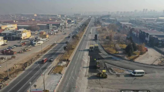 Büyükşehir'in iki bulvarı birbirine bağlayan yol çalışmasında sona doğru