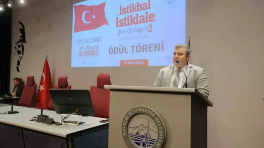 Büyükşehir'in İstiklal Marşı Okuma Yarışması ödül töreni gerçekleştirildi