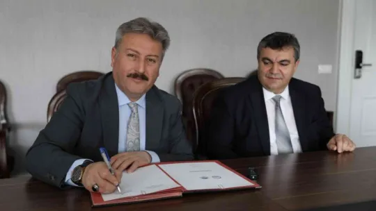 Büyükşehir'in Kariyer Merkezi Projesi'nde yeni paydaşlarla protokol imzalandı