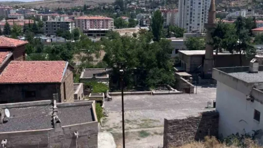 Büyükşehir'in konuğu Güney Koreli öğrenci ve arkeologlar Kayseri'ye hayran kaldı