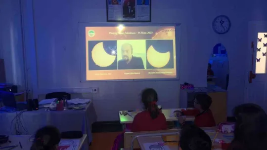 Büyükşehir'in parçalı güneş tutulması canlı yayınını 202 bin kişi izledi