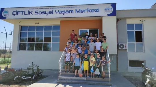 Büyükşehir'in Sarıoğlan Çiftlik Kapalı Yüzme Havuzu hizmete başladı