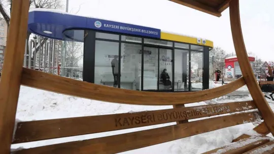 Büyükşehir'in son teknolojik durakları memnuniyetle karşılandı